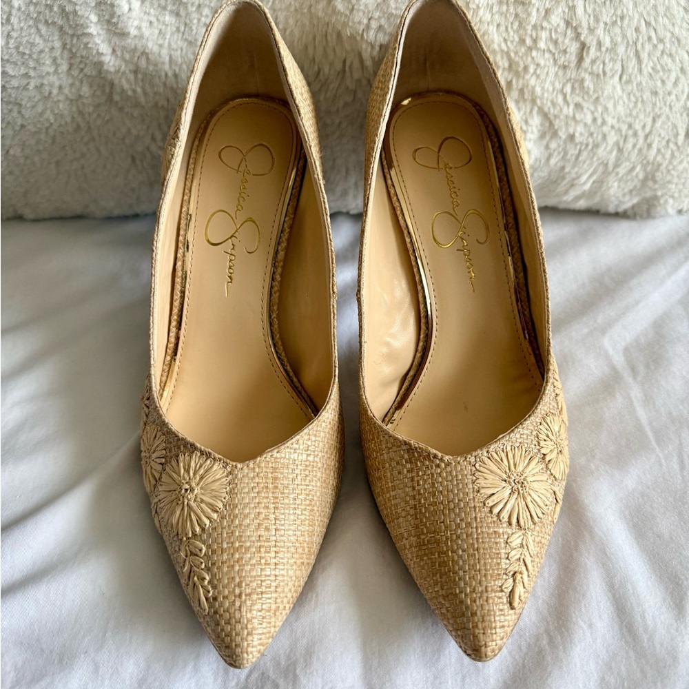 Elegant Natural Women's Heels - Picture 3 of 6